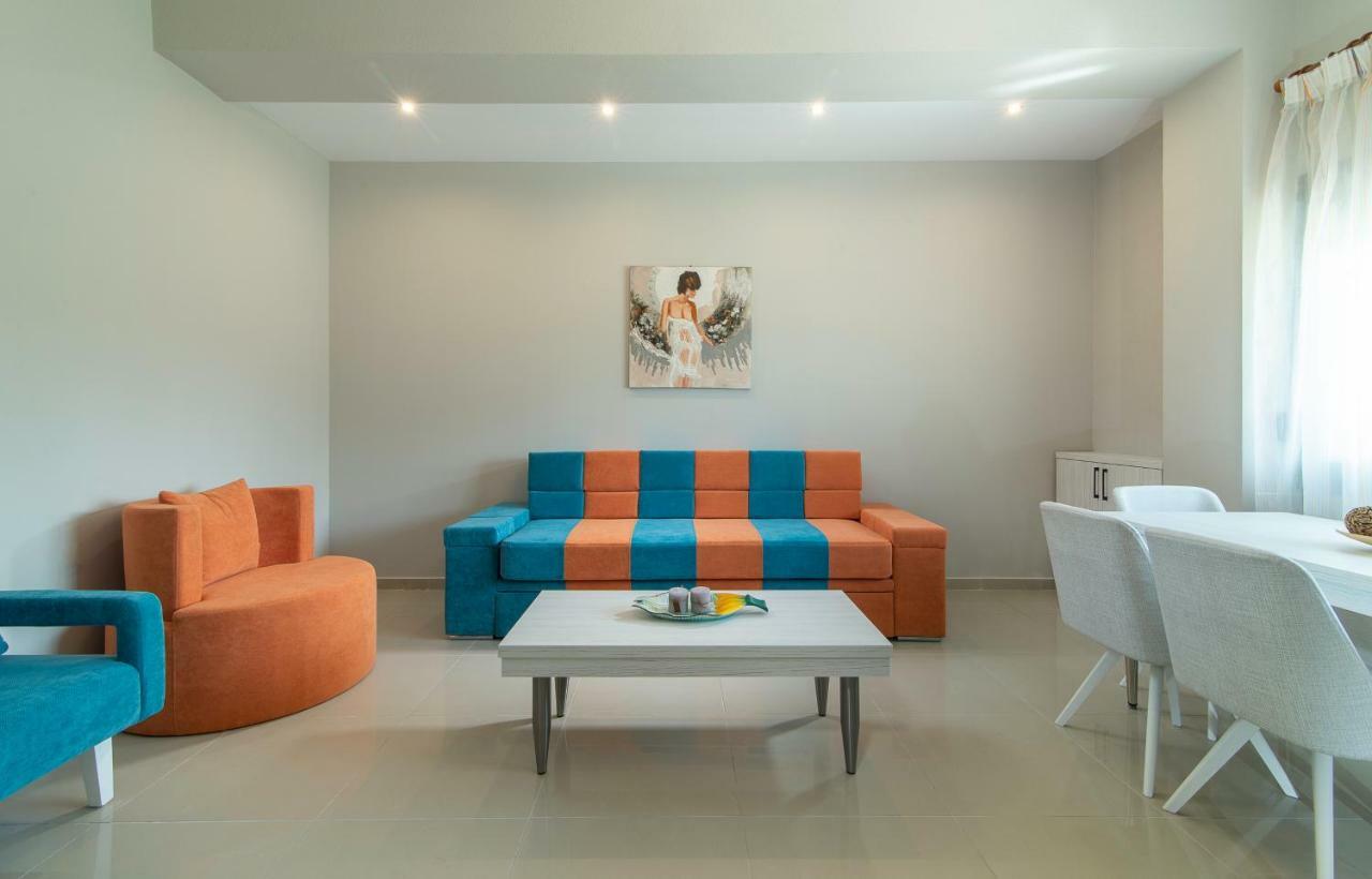 Luxury Apartments Marianna Neos Marmaras Exterior photo